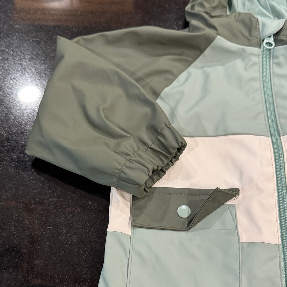 Kids Green Hooded  rain ☔️. Jacket - Picture 2 of 7